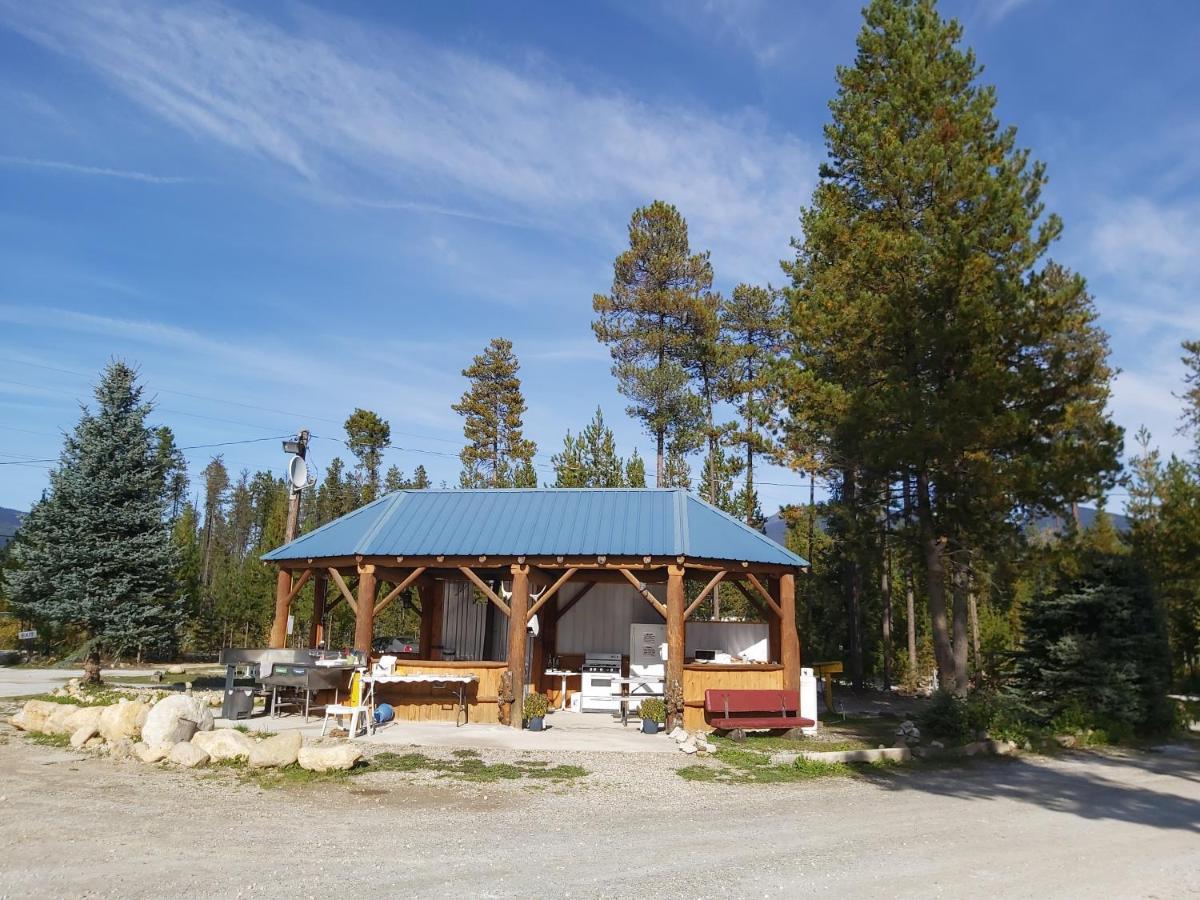 Blue River Cabins & Campgrounds Buitenkant foto