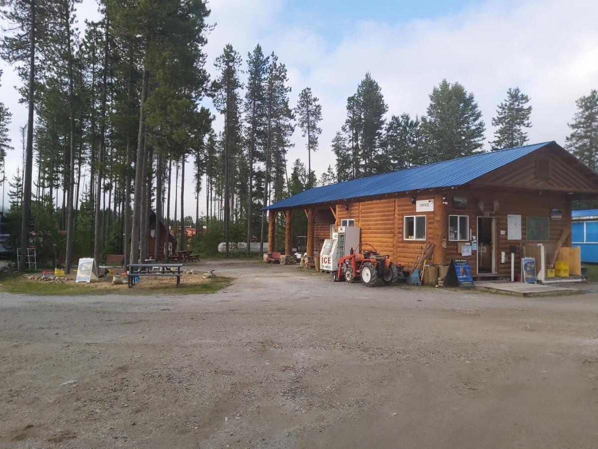 Blue River Cabins & Campgrounds Buitenkant foto