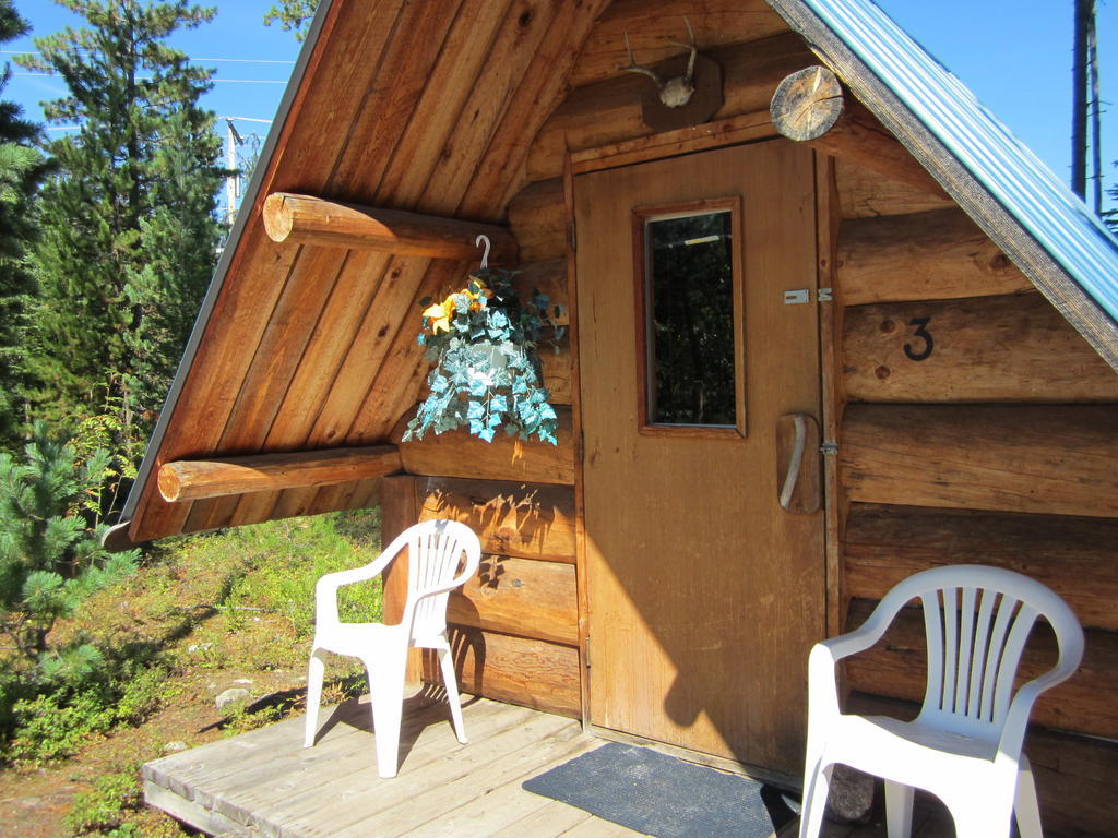 Blue River Cabins & Campgrounds Kamer foto